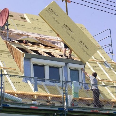 Dachy remont Firma zajmuje się profesjonalnym demontażem i utylizacją