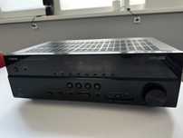 Amplituner AV Yamaha RX-V373