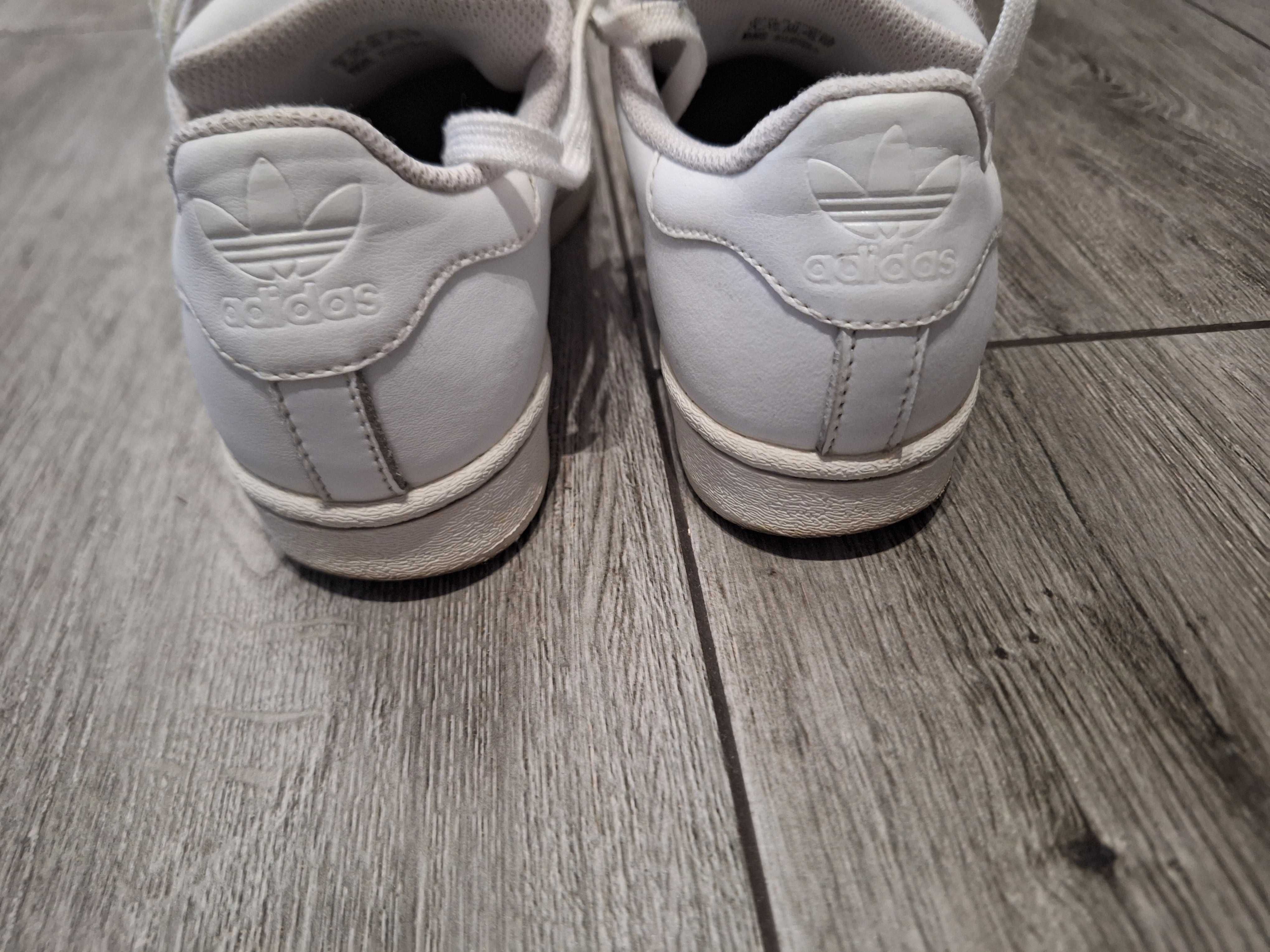 Adidas 36 superstar białe