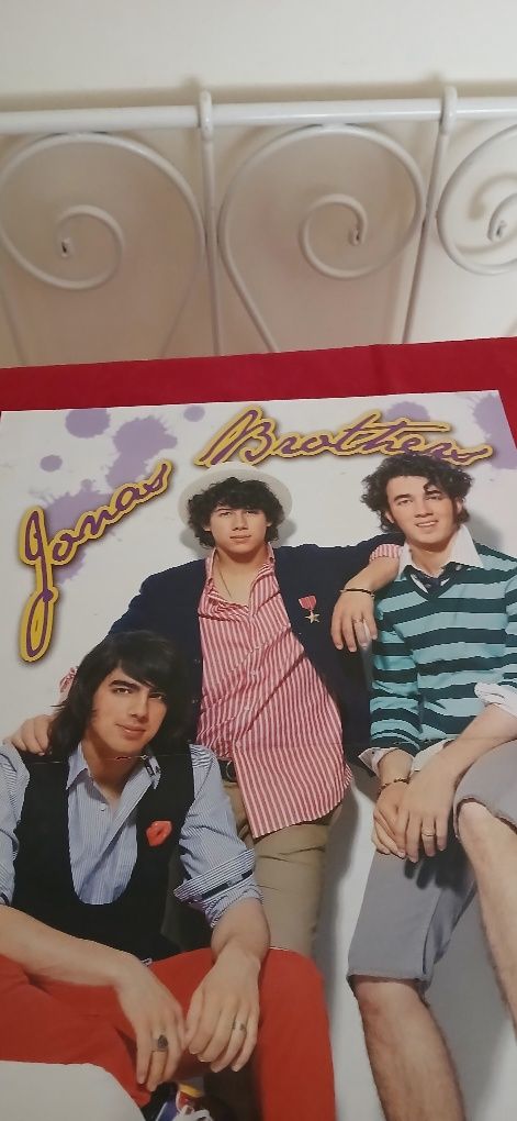 Poster Jonas Brothers/Mcfly, com defeito