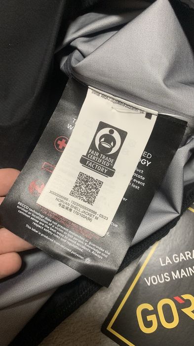 Ветровка arcteryx