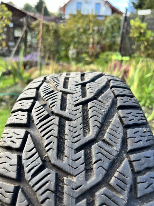 2x opony zimowe Kormoran Snow 195/50-15 R15 82H 2022 rok