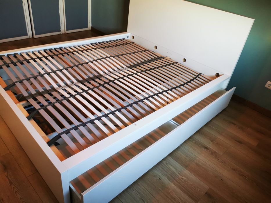 Cama Ikea Malm 160x200 com 4 gavetas