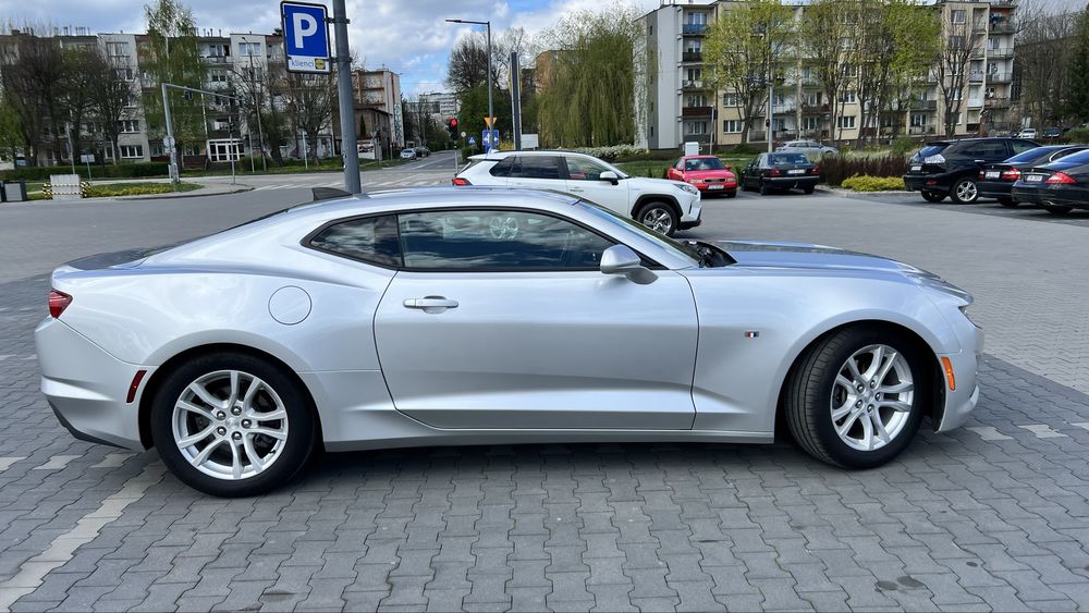 Camaro 2.0 Turbo 2019r polift automat Bardzo Ładny