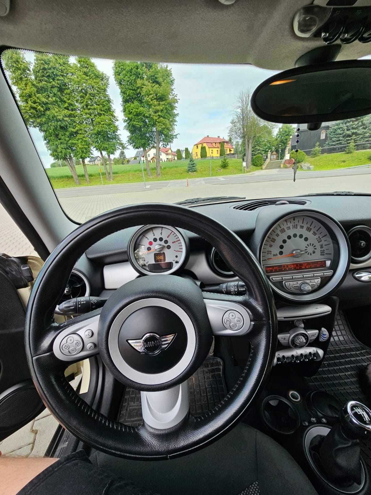 Mini Cooper 1.6 diesel 2010 r