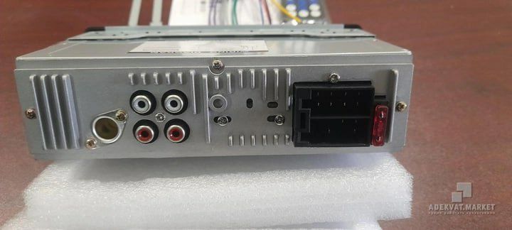 Потужна автомагнітола JSD-520 з Bluetooth, магнітола в машину з USB