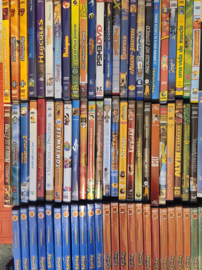 Leitor DVD Denver + 77 DVD's (Pokémon, filmes etc)