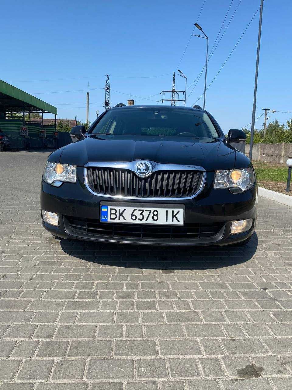 Skoda Superb 2011