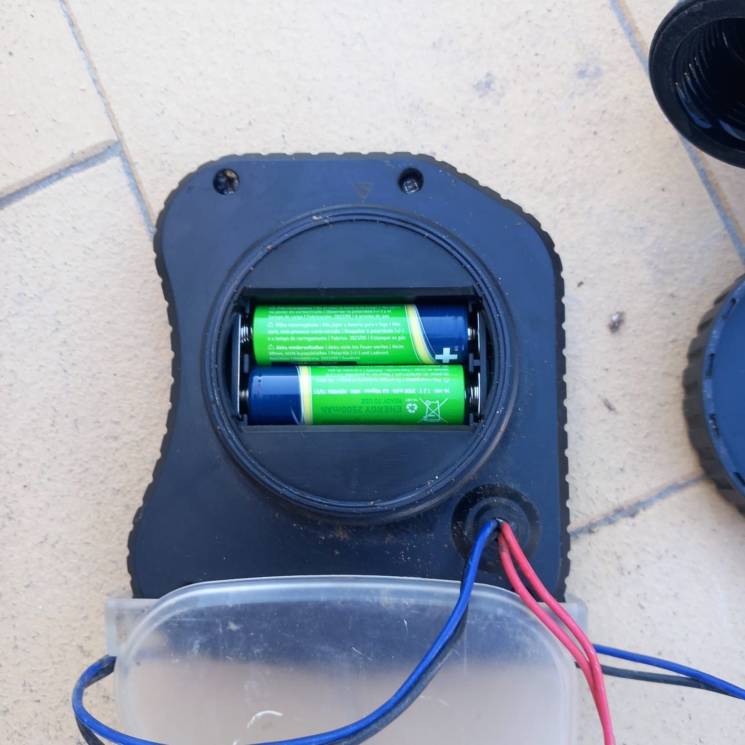Programador rega com electro válvula 
75€