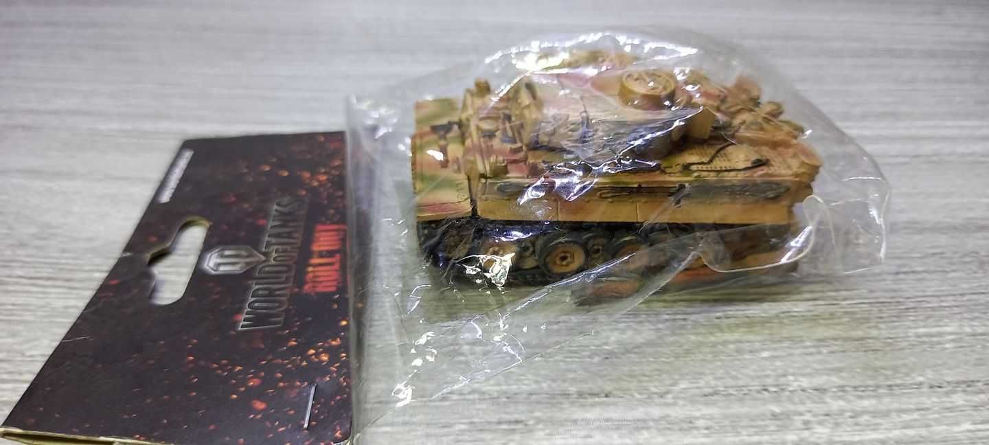 Zestaw gadżetów z gry World of Tanks