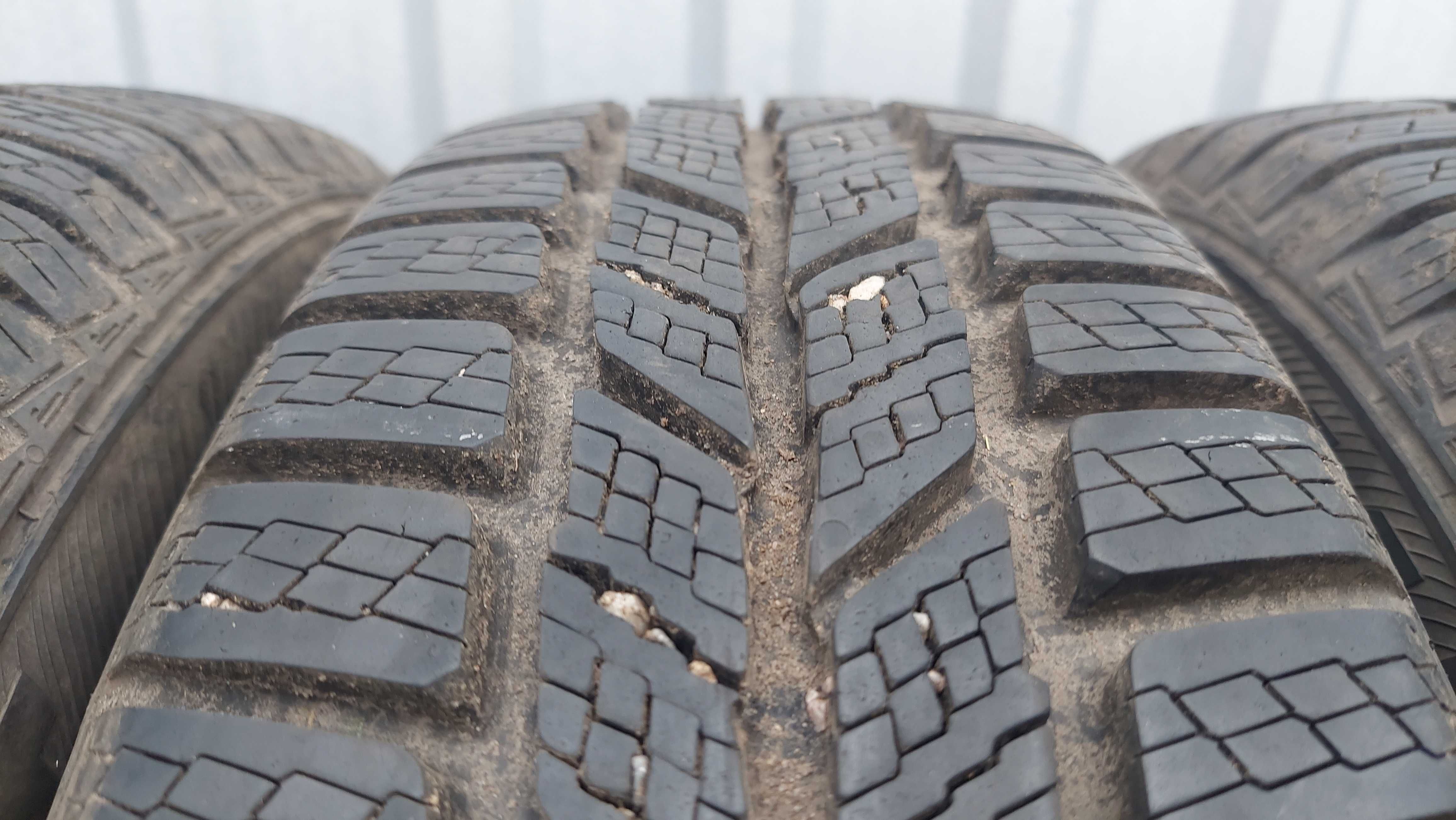 Opony zimowe 4x 175/65r14 82T Semperit Master-Grip MONTAŻ