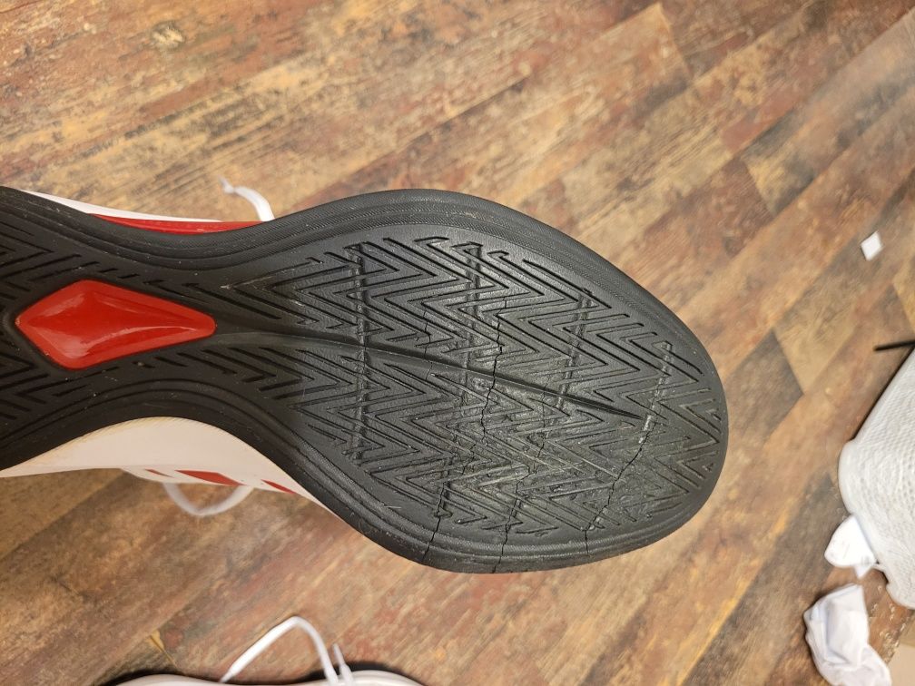 Buty do koszykówki Adidas Isolation 2