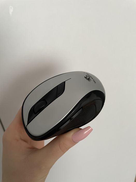 Mysz bezprzewodowa myszka czarna nowa