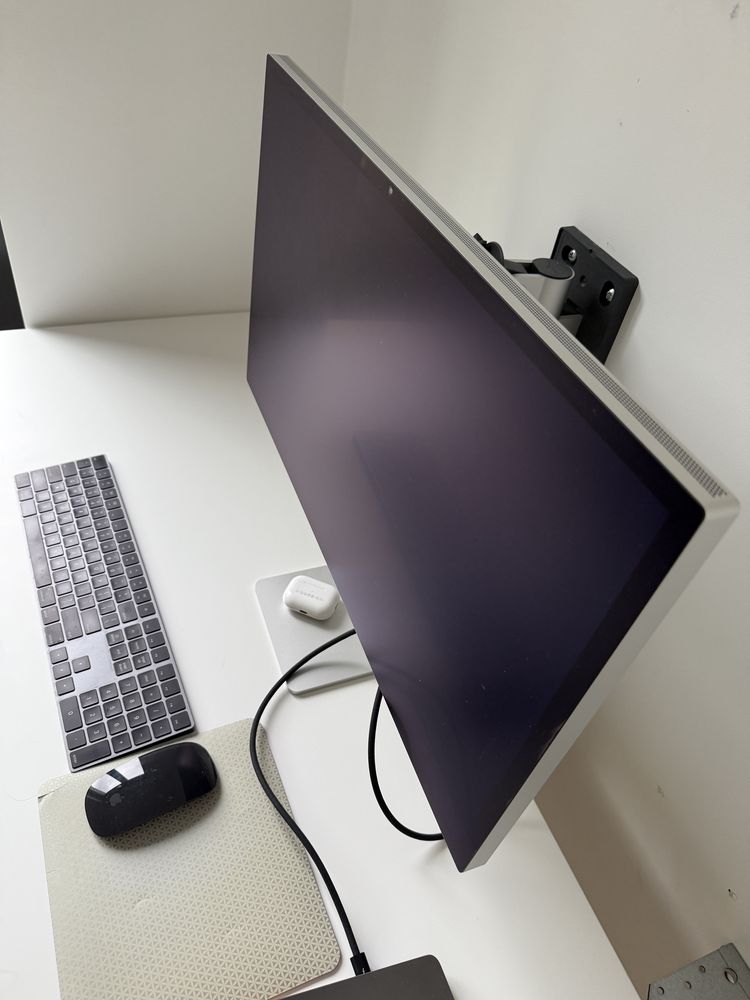 Apple Studio Monitor Nano - jak nowy z podstawka