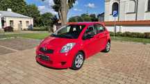 Toyota Yaris 1.3 polski salon, klimatyzacja