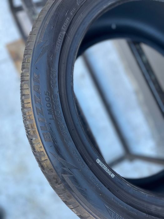 Шини 245/45 r18 Bridgestone