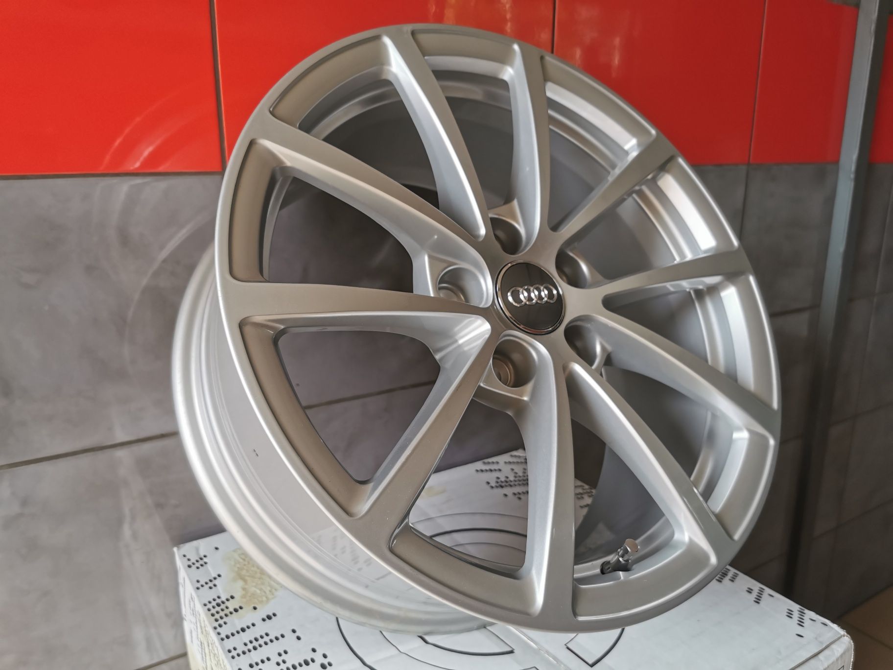 Felgi 17" 5x112 Audi S-Line A3 A4 A6 Q3 Q5 C5 C6 C7 B6 B7 B8 B9 ET 37