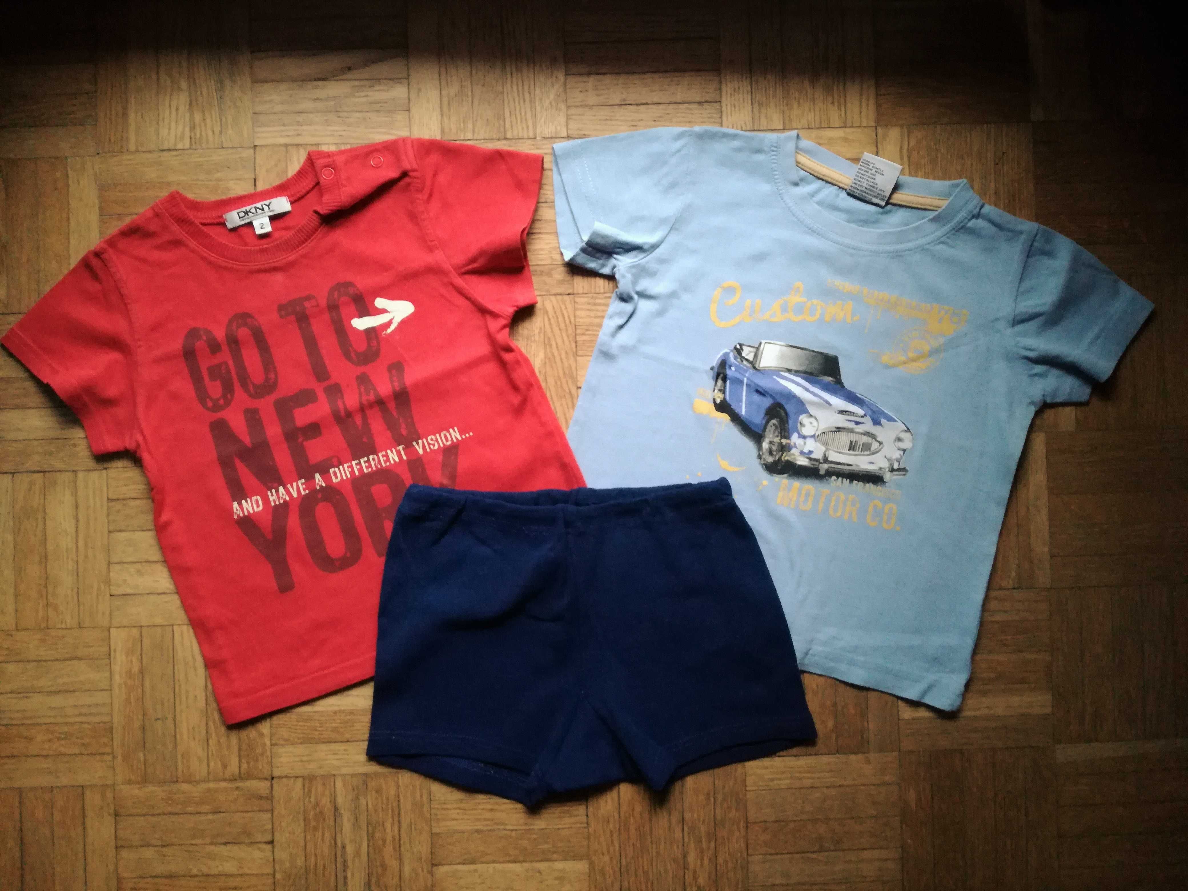 Komplet: dwa t-shirty (niebieski i czerwony) + granatowe szorty, r. 92