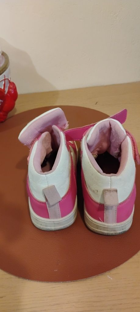 Buty dziewczęce różowe