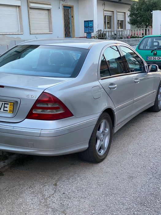Mercedes C220 Avantgarde Ano 2003