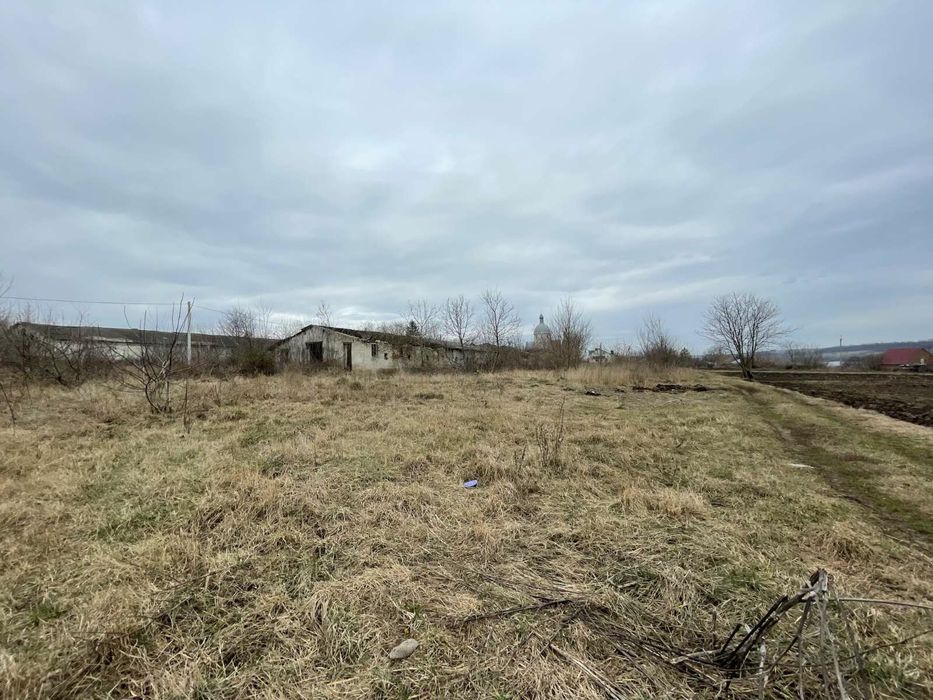 Комерційні приміщення 7800м