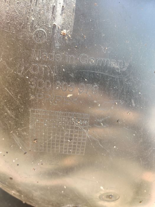 Подкрылки Passat b6 передние