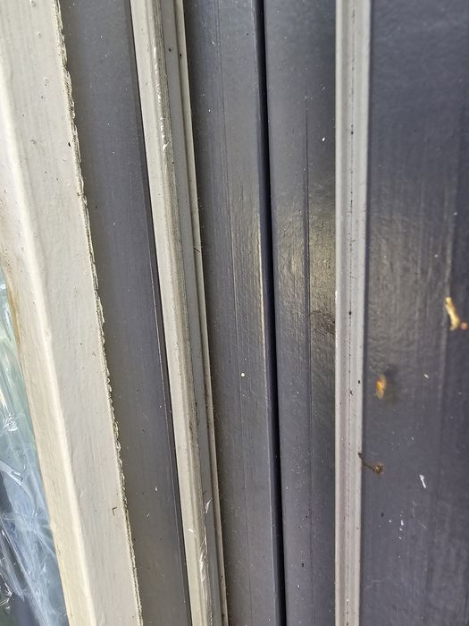 Drzwi balkonowe i i okna