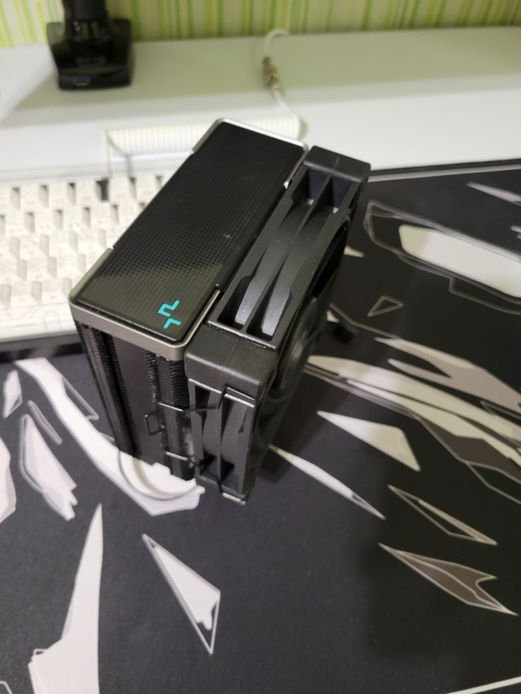 Охоложення башня deepcool ak400 zero dark