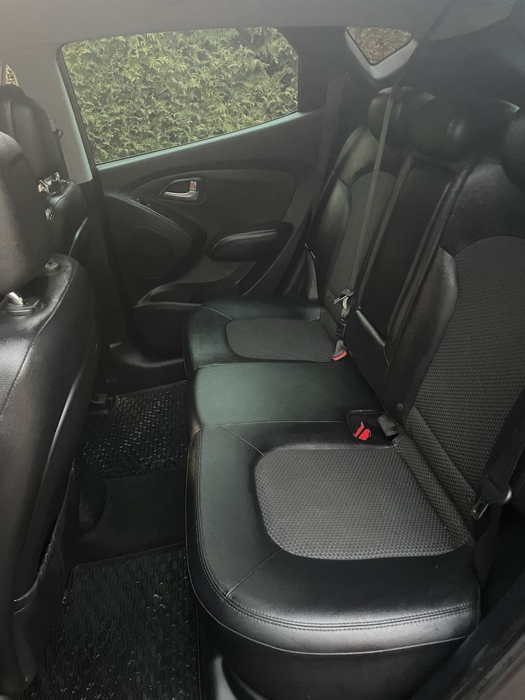 Hyundai ix35 , 2.0 CRDI  184 km ,4 WD
