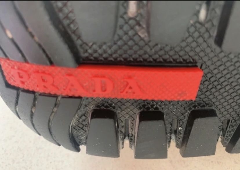 Tenisówki Prada jasne