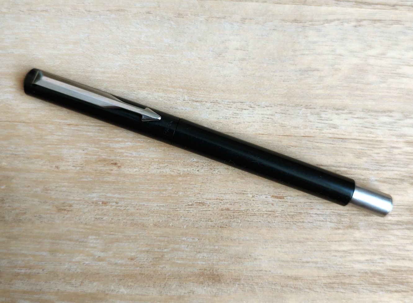 Ручка Parker чорний колір корпусу рідкісна