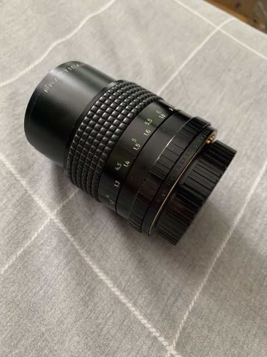 Продам Об'єктив Carl Zeiss Jena MC practical  3.5 135 mm