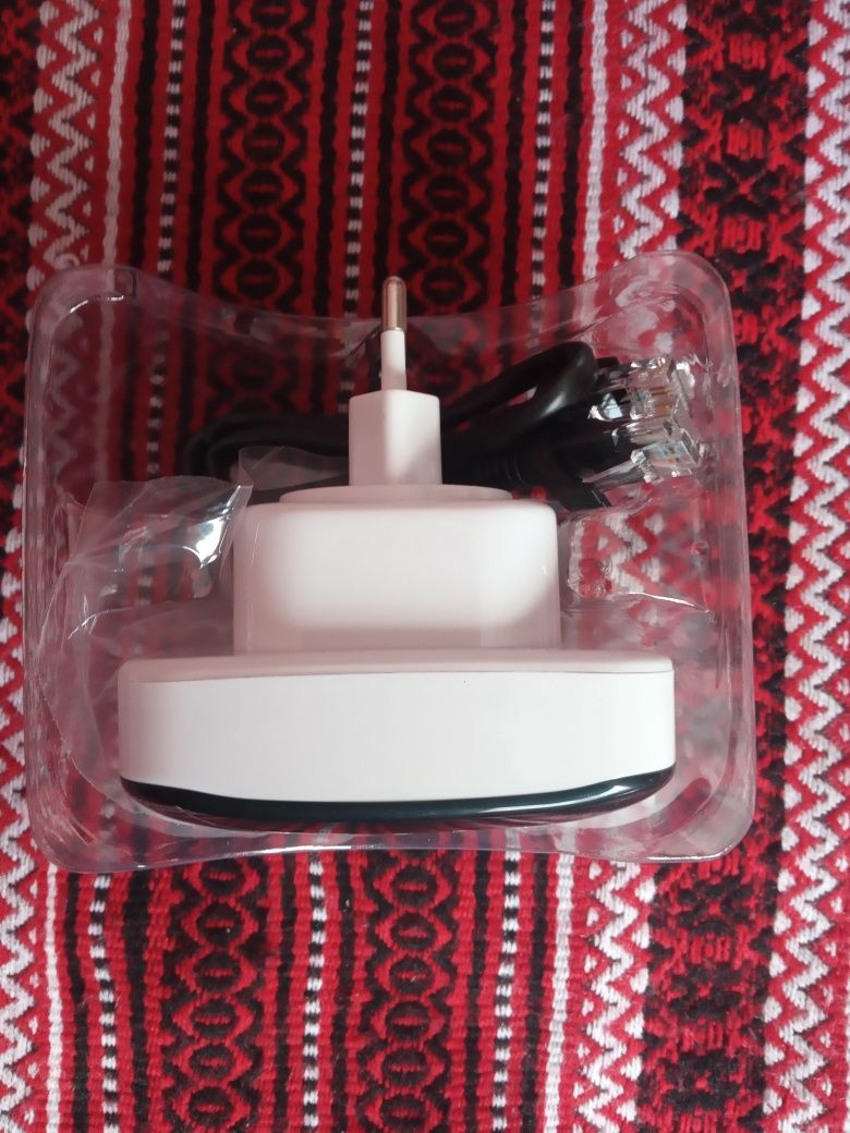 Продам новий підсилювач Wi-Fi.