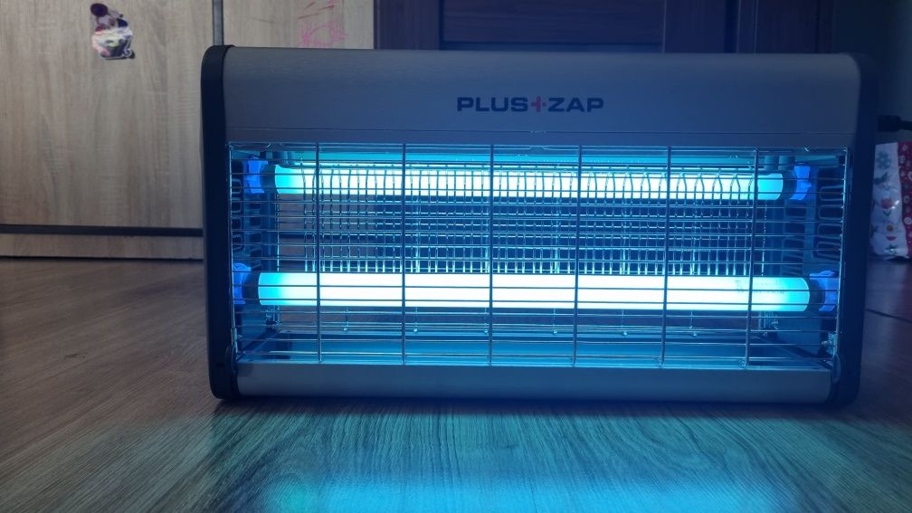 Lampa owadobójcza UV PlusZap 30 W, aluminium