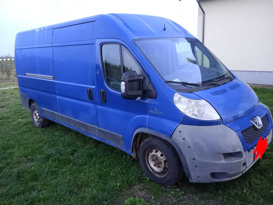 Peugeot boxer bus