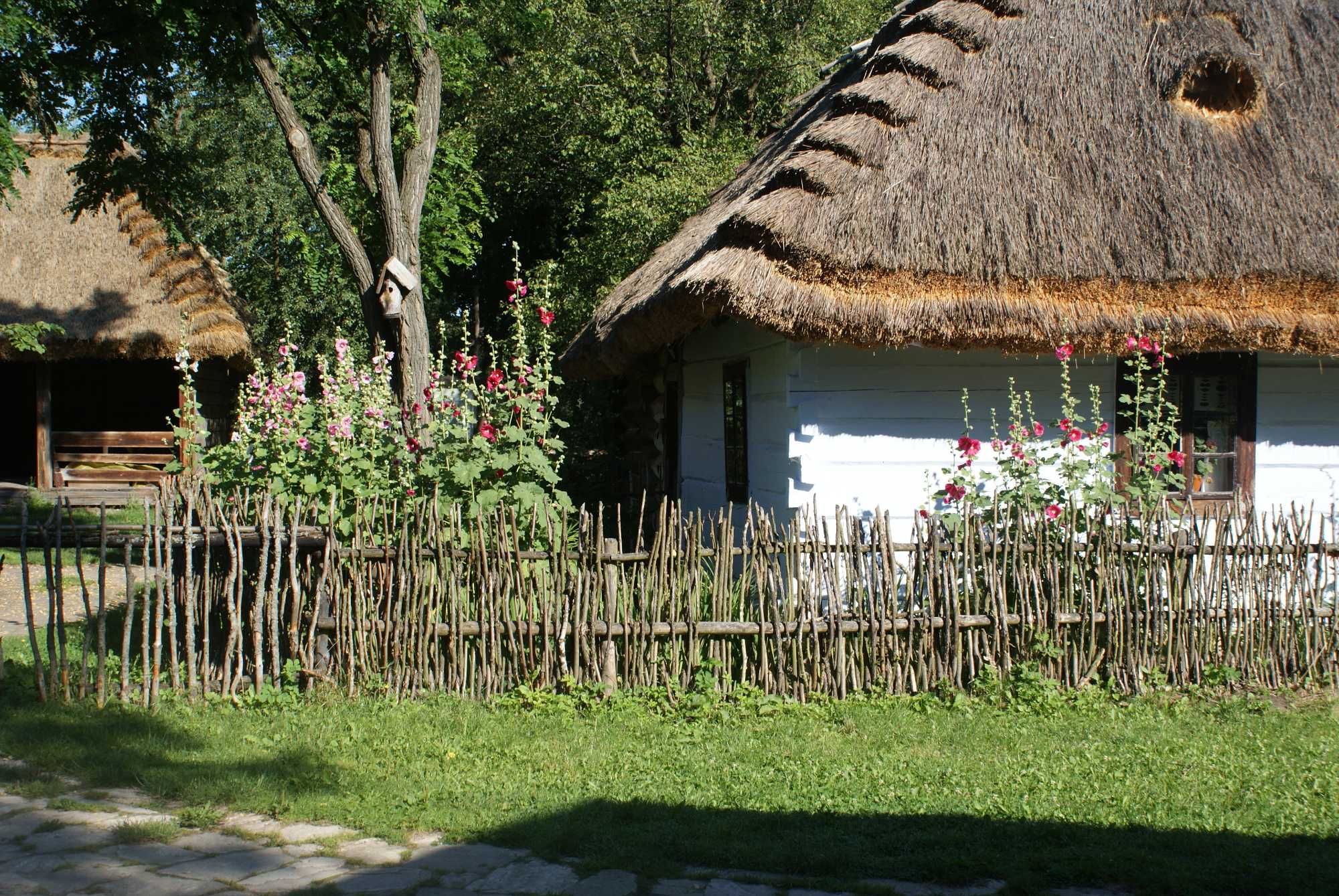 Zagroda Guciów- Noclegi- Sauna- Balia z jacuzzi