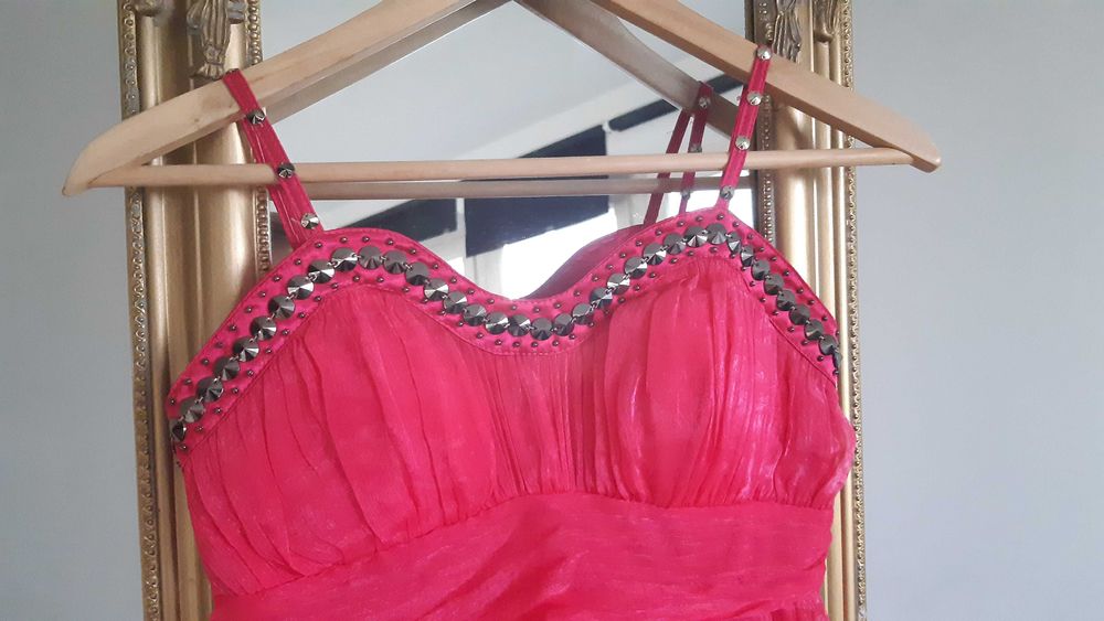 zestaw różowa tiulowa lekka sukienka ćwieki bolerko narzutka gratis S