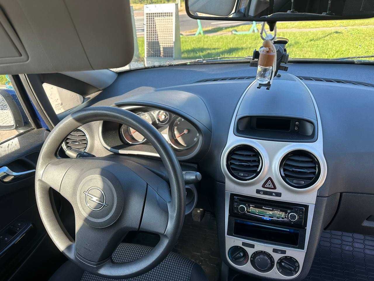 Sprzedam tanio opel corsa D 2007