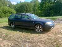 Volkswagen Passat 1.6 2001 r. Uszkodzony