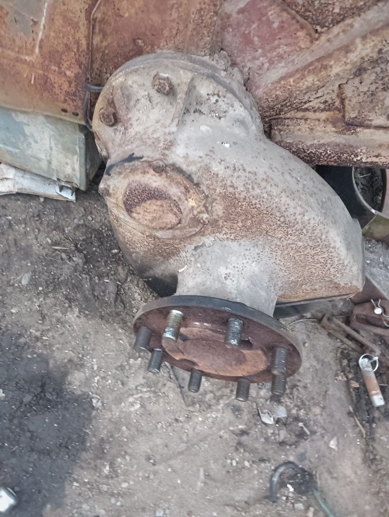 Ursus c355,c360 zwolnice prawa lewa kpl.