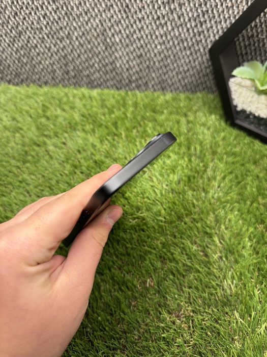 iPhone 15 256Gb АКБ 94% Space Black Айфон 15 256Гб чёрный