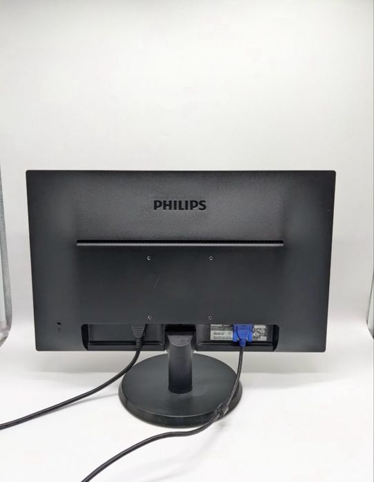 Монитор PHILIPS 223V5LSB/01