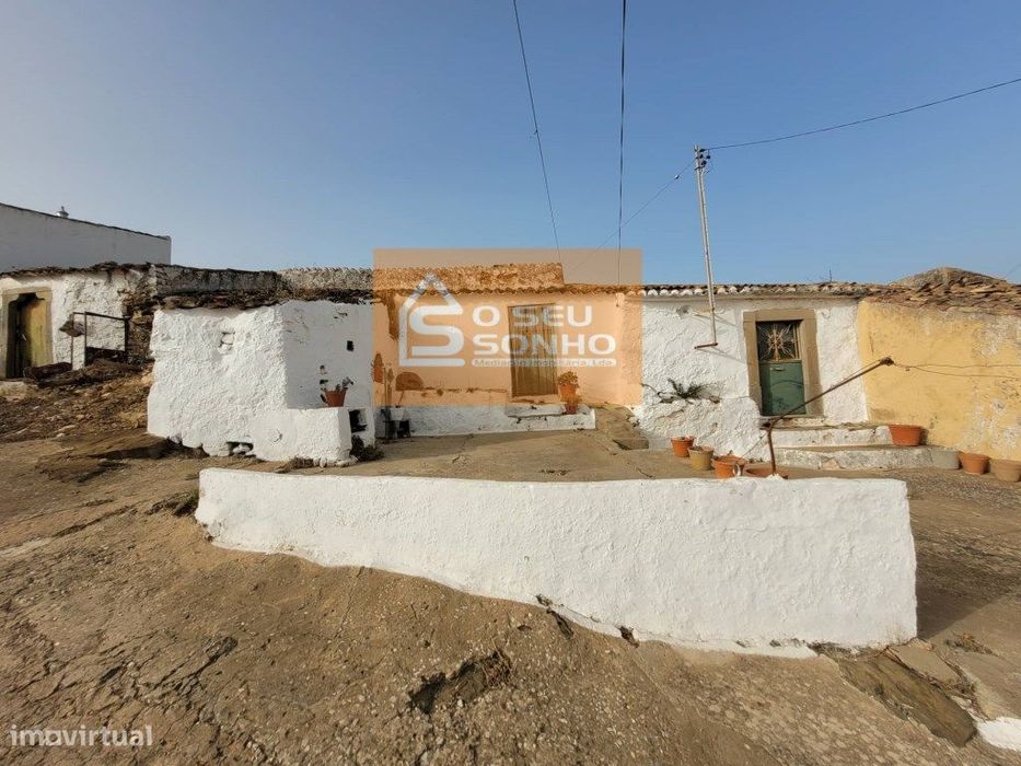 Casa Antiga para recuperar perto de São Brás de Alportel