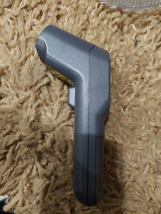 Продам  инфокрасный  термометр немецкой фирмы Scantemp Pro 440