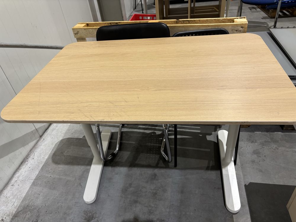 Sprzedam biurko Ikea Bekant