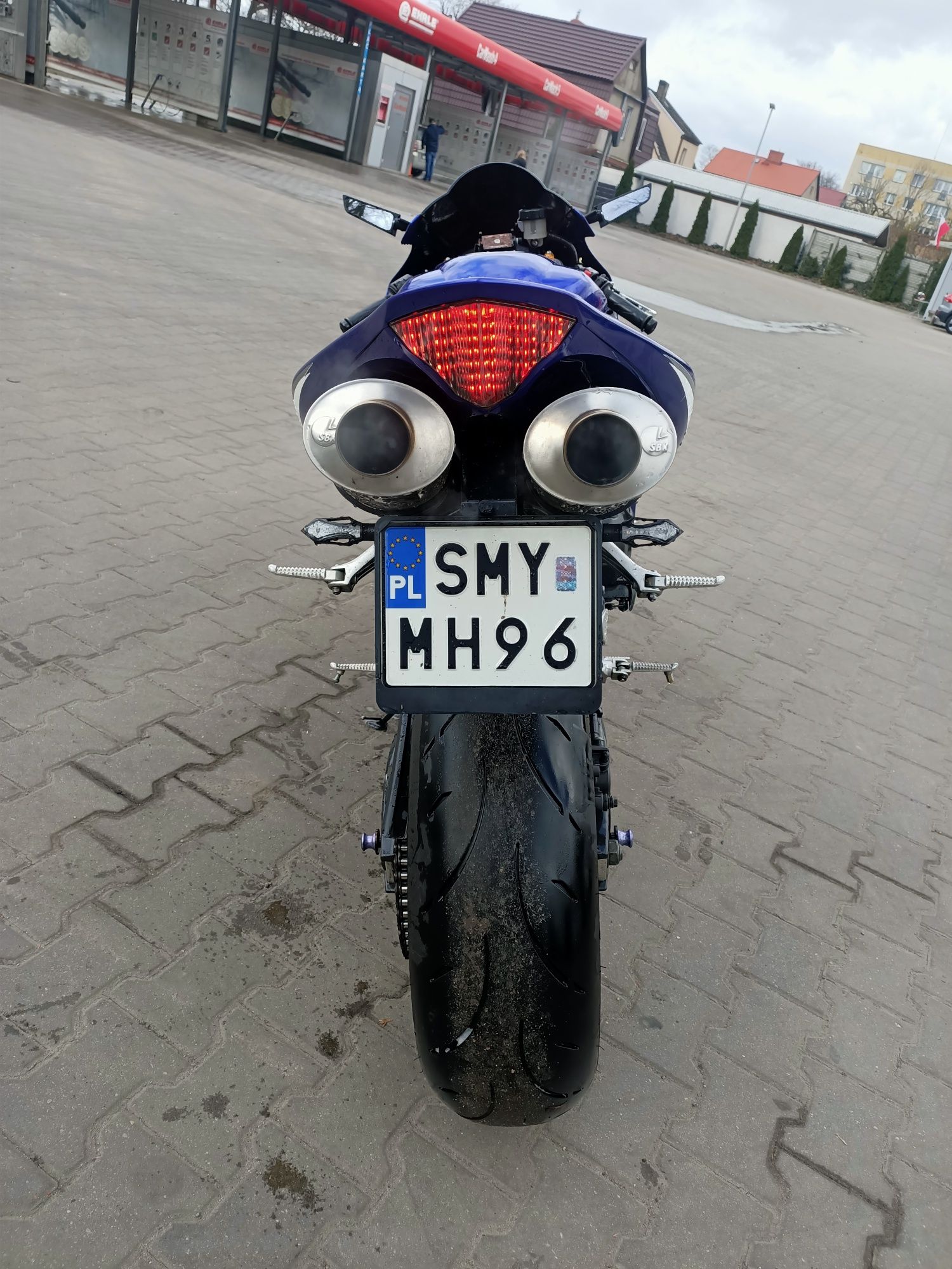 Motocykl Yamaha r1