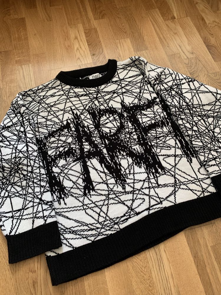 Светр FARFI розмір L oversize