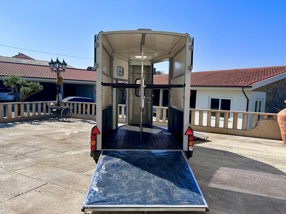Reboque / Roulote / Atrelado Cavalos ( Ifor Williams HB506)