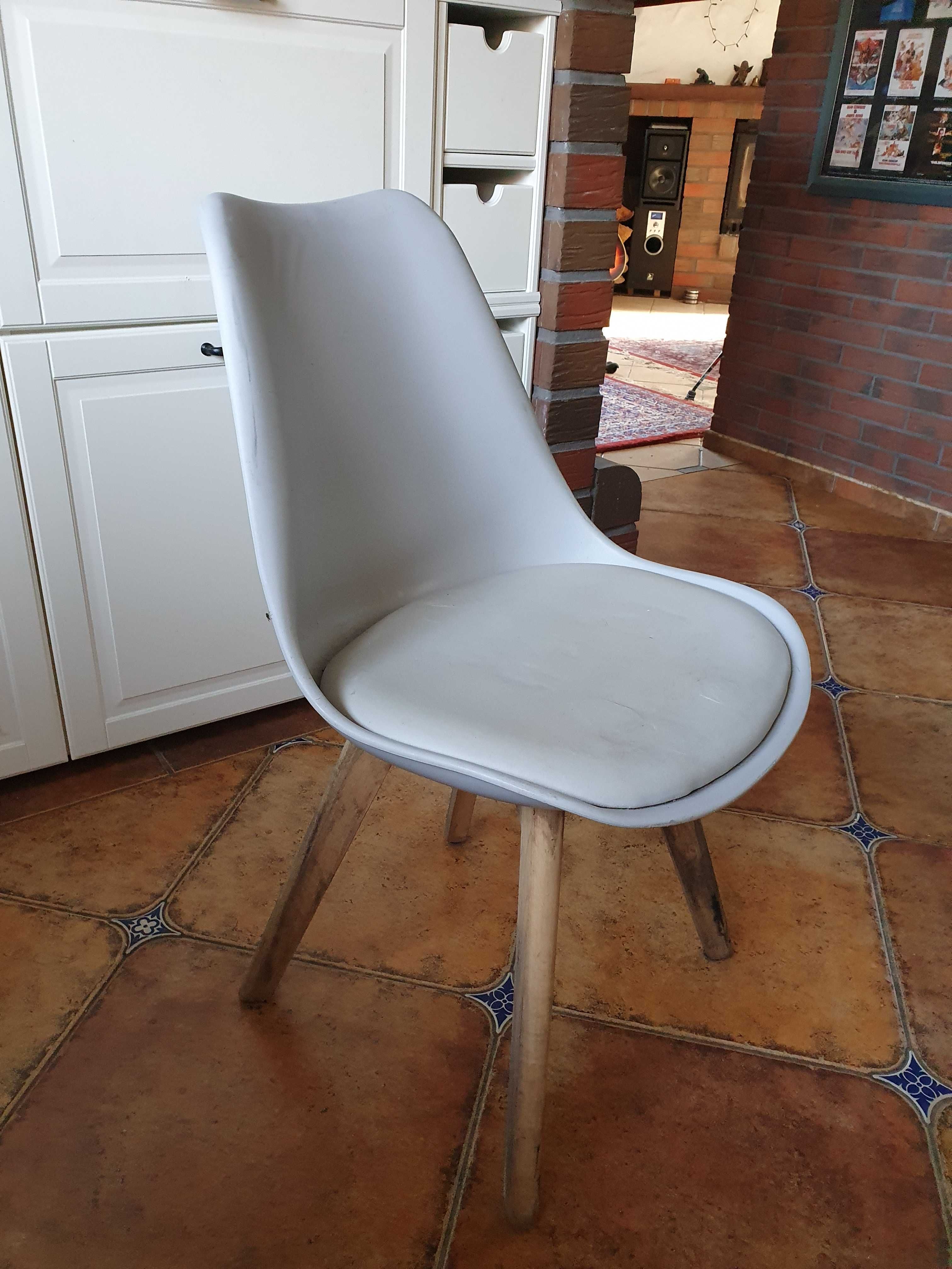 krzesło Lucia Chair do odświeżenia