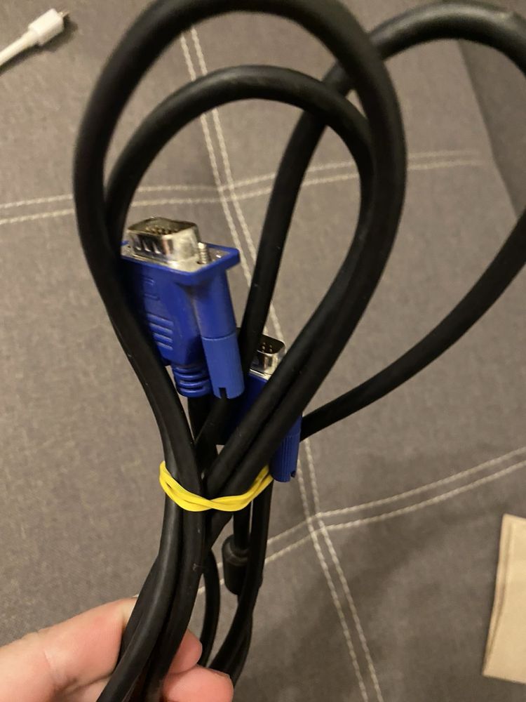 Продам шнур vga-vga 2 метри